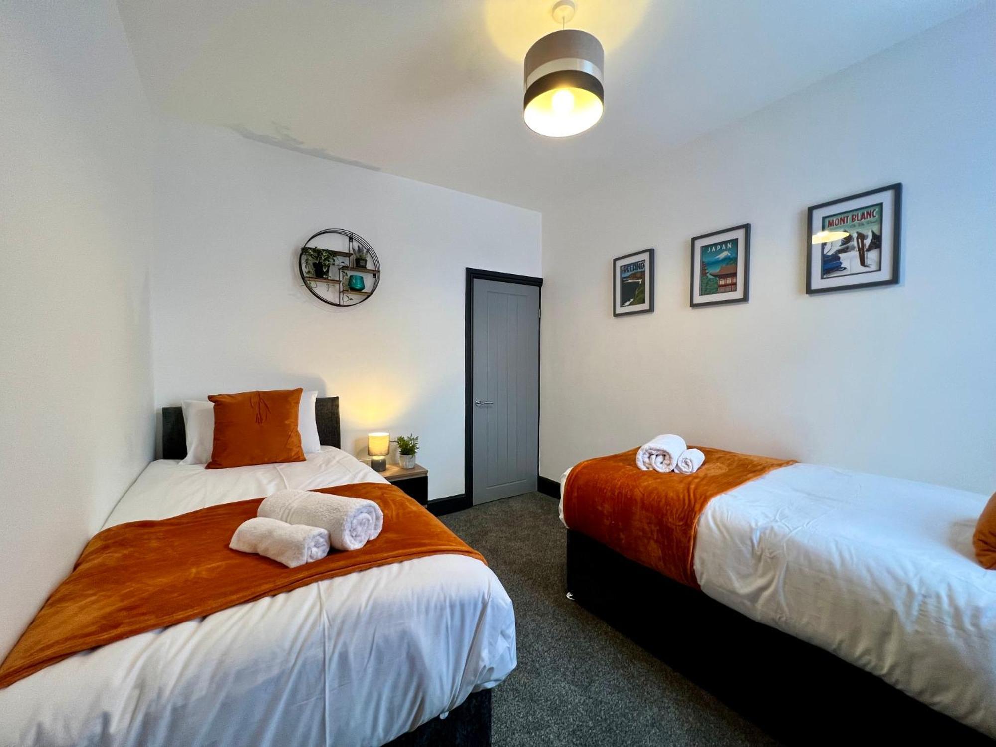 קלית'ורפס Oxford House - Great For Contractors Or Family Holidays מראה חיצוני תמונה
