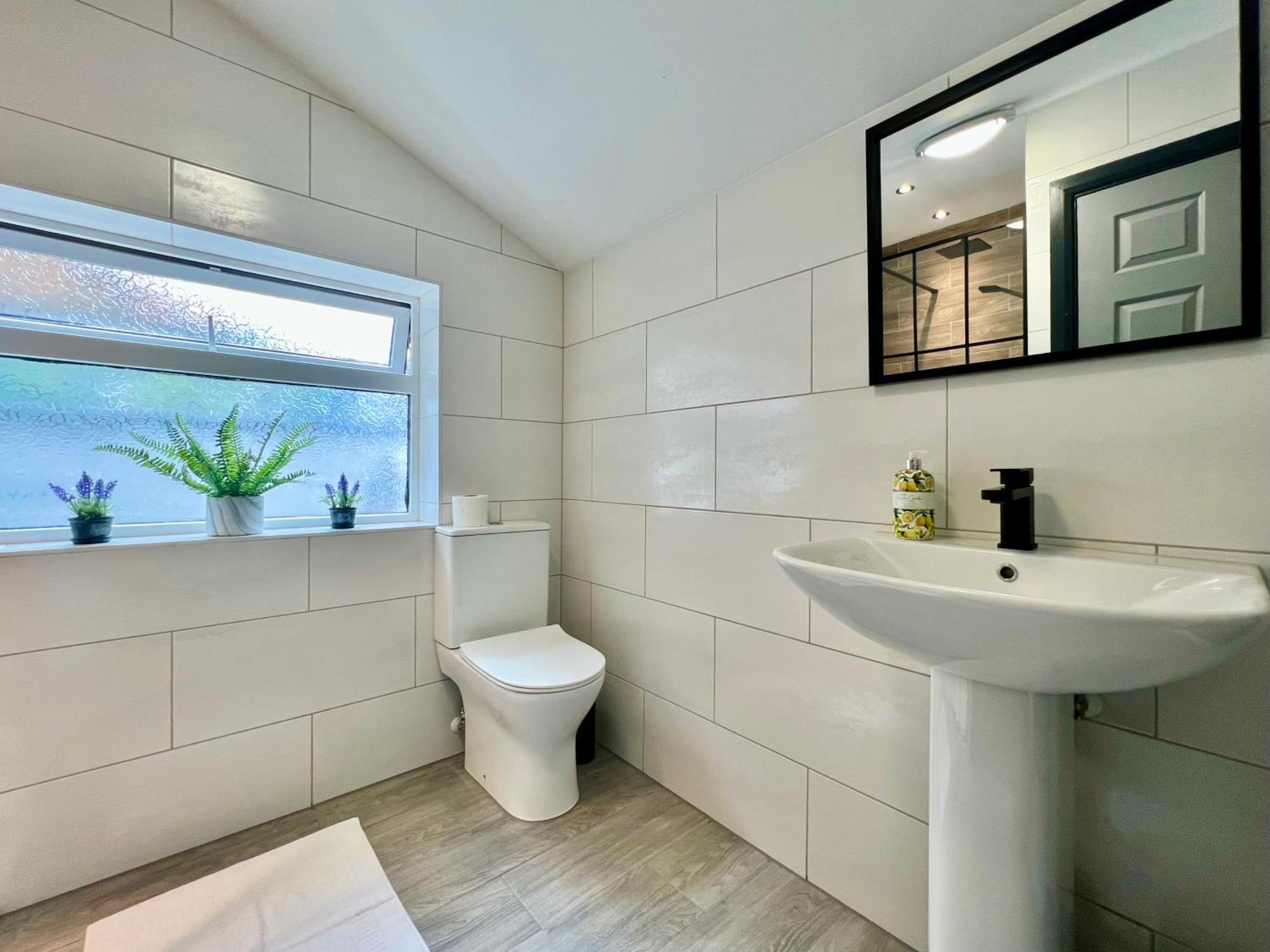 קלית'ורפס Oxford House - Great For Contractors Or Family Holidays מראה חיצוני תמונה