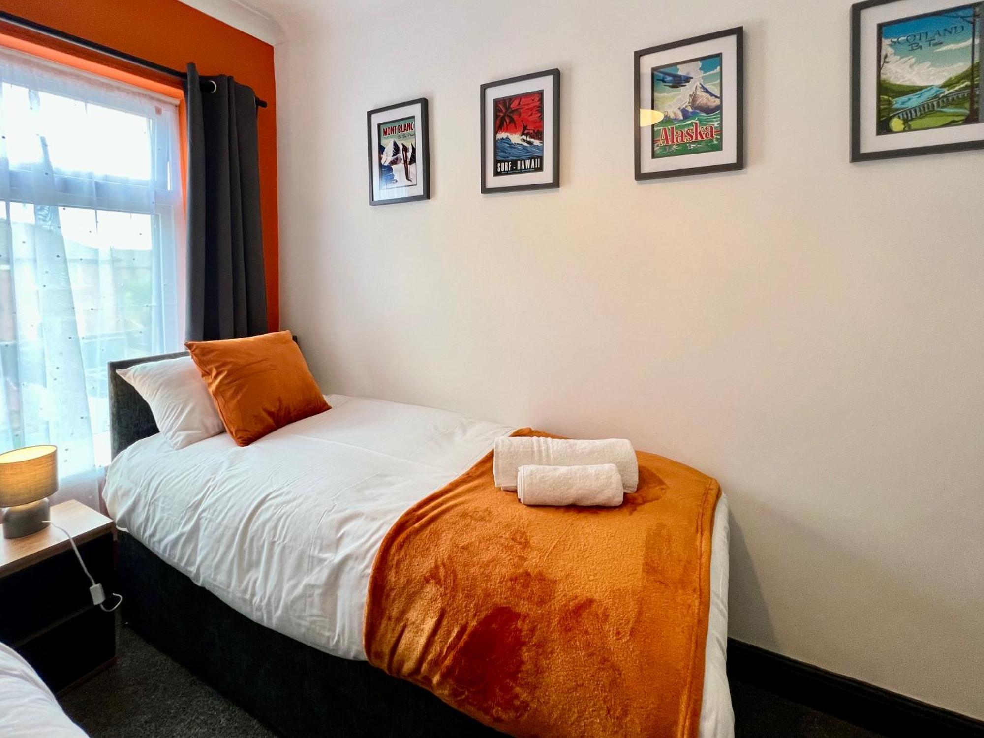 קלית'ורפס Oxford House - Great For Contractors Or Family Holidays מראה חיצוני תמונה